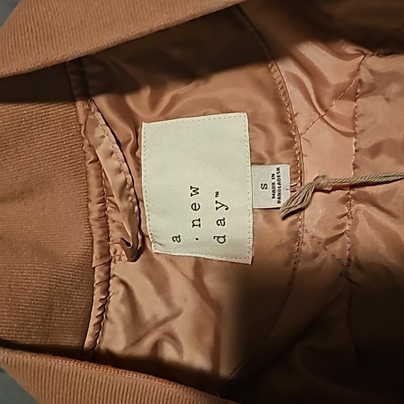 NWT a new day puffer coat - Picture 4 of 4